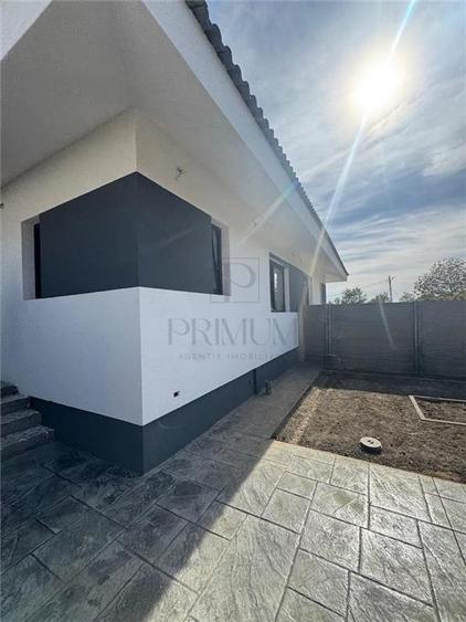 Duplex cu 3 camere cu Teren 260 Mp în Albina