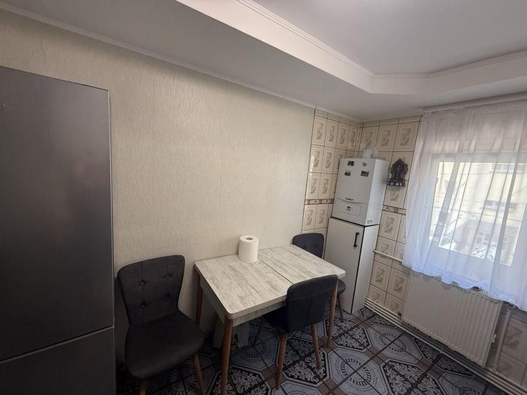 Apartament cu 2 camere nedecomandat în Central