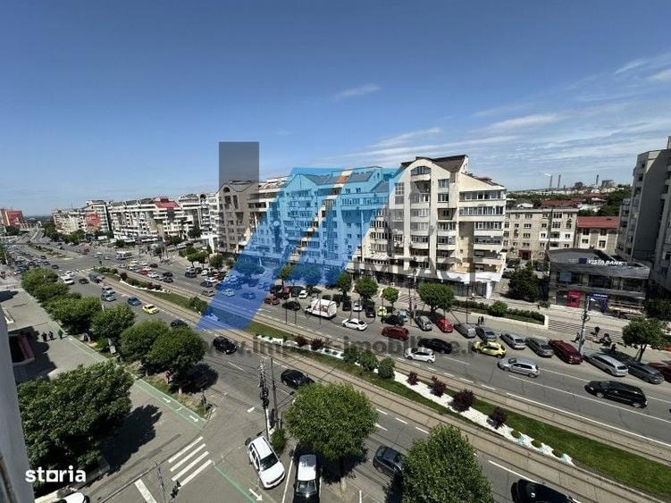 Apartament cu 4 camere decomandat, mobilat în Calea București