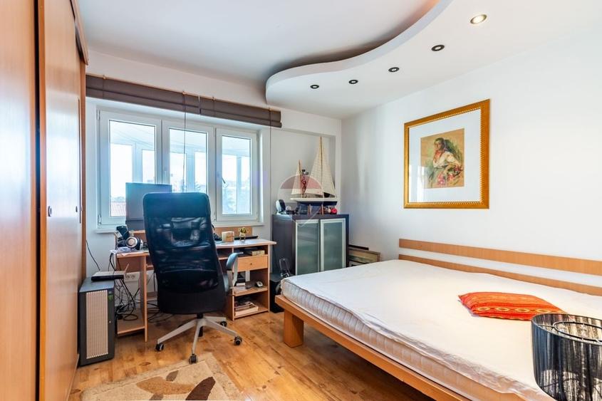 Apartament cu 3 camere decomandat, mobilat în Clucerului