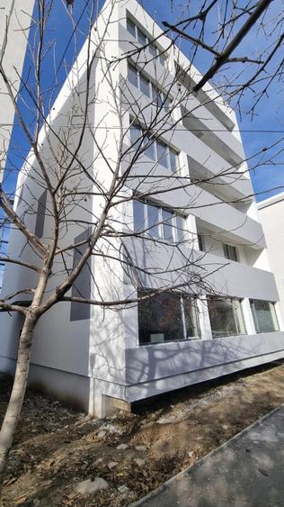 Apartament cu 2 camere decomandat în Steaua