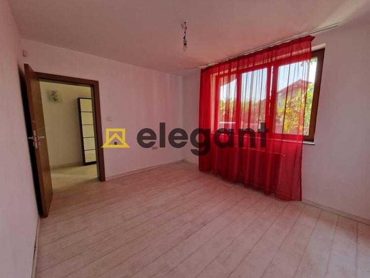 Casă individuală cu 5 camere cu Teren 256 Mp în Bariera Vâlcii