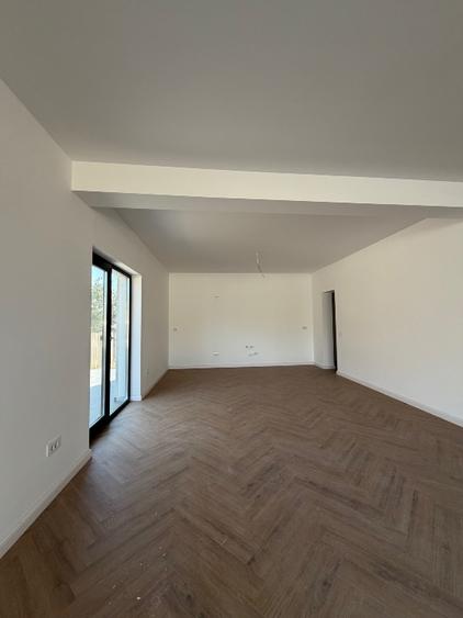 Casă individuală cu 4 camere cu Teren 520 Mp în Miroslava