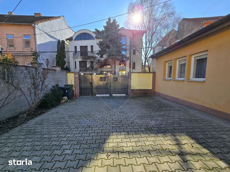 Apartament de inchiriat, centrala termica, loc de parcare in curte - 2
