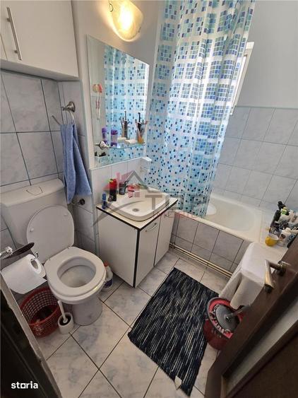 Apartament cu 3 camere decomandat în Mircea cel Bătrân
