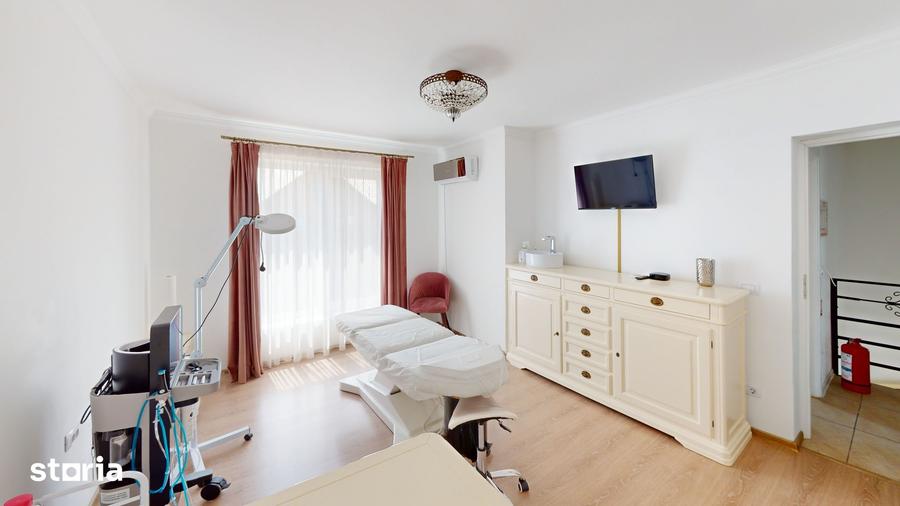 Casă cu 4 camere cu Teren 336 Mp în Central
