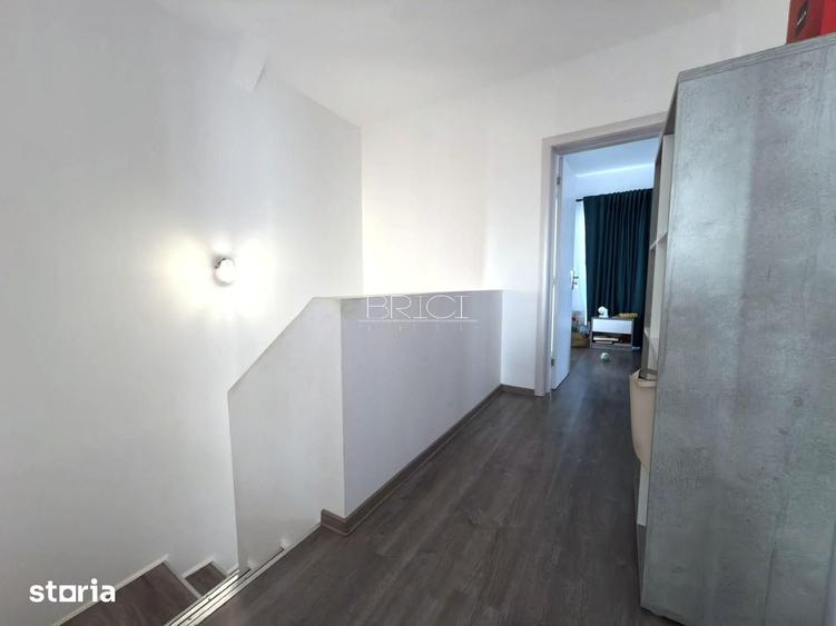 Casă cu 3 camere semidecomandat cu Teren 300 Mp în Hărmanului