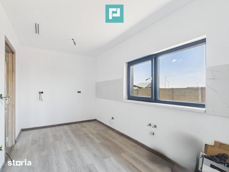 Casă cu 4 camere cu Teren 631 Mp în Giarmata