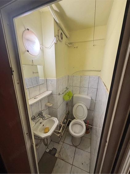 Garsonieră decomandată în Rogerius