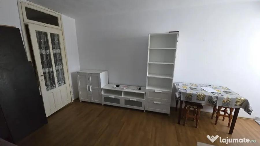 Garsonieră în Galata