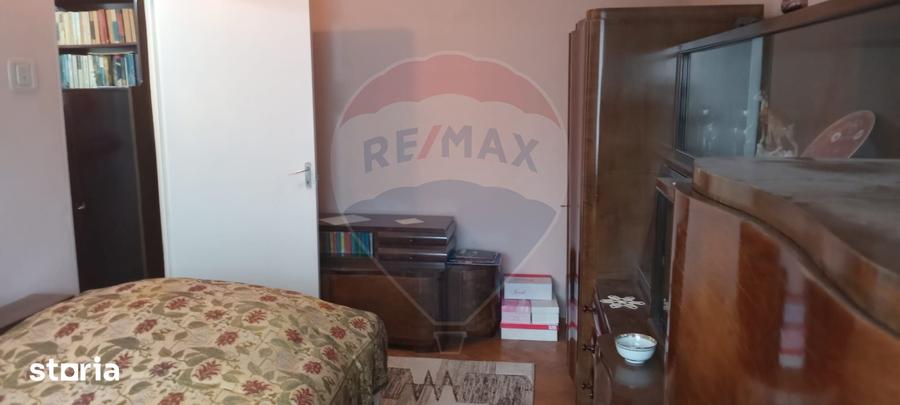Apartament cu 2 camere semidecomandat în Aurel Vlaicu