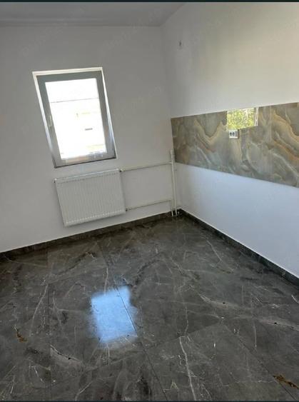 Apartament cu 2 camere semidecomandat în Girocului