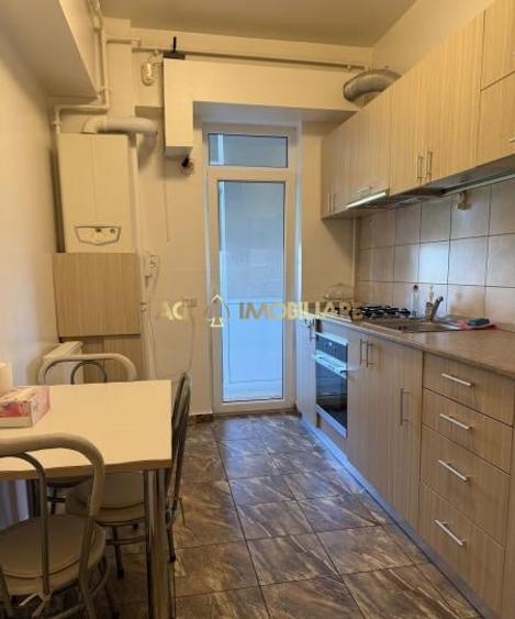 Apartament cu 2 camere decomandat, mobilat în Apărătorii Patriei