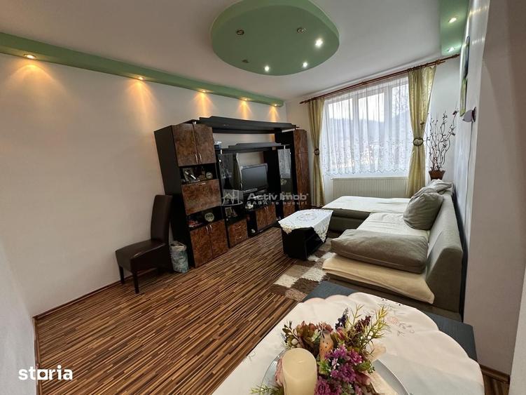 Apartament cu 2 camere decomandat în Marginea