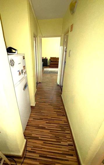 Apartament cu 3 camere circular, mobilat în Micro 38