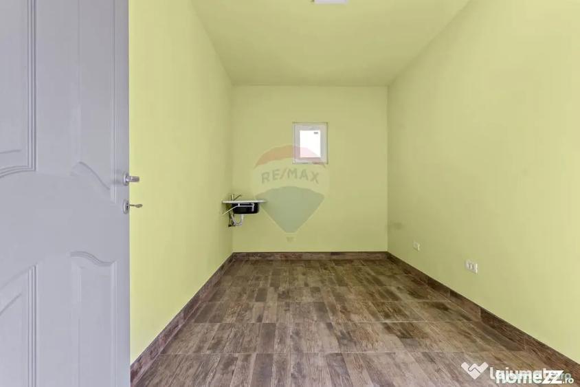 Casă cu 7 camere cu Teren 1363 Mp în Sânnicolau Mic