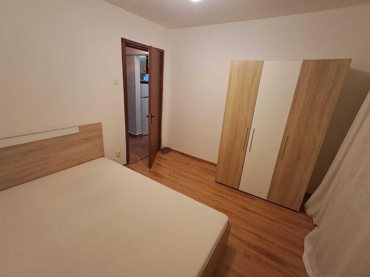 Apartament cu 2 camere decomandat în Lacul Tei