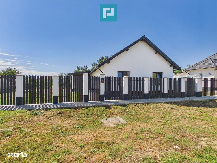 Casă cu 4 camere în Sintea Mică