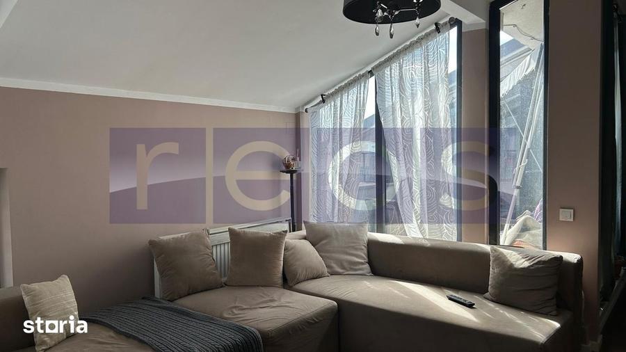 Apartament cu 4 camere semidecomandat, mobilat în Centrul Civic