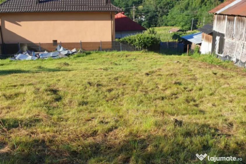 Teren de 7000 mp, în Ștubeie Tisa