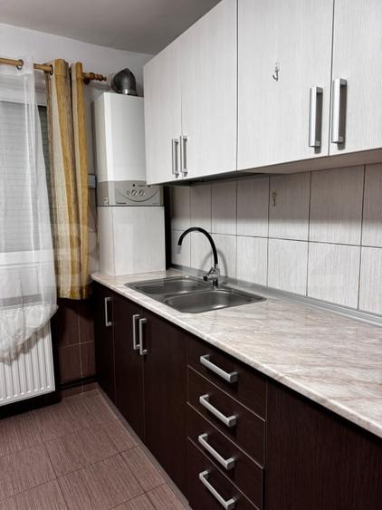 Apartament cu 3 camere decomandat, mobilat în Câmpia Turzii