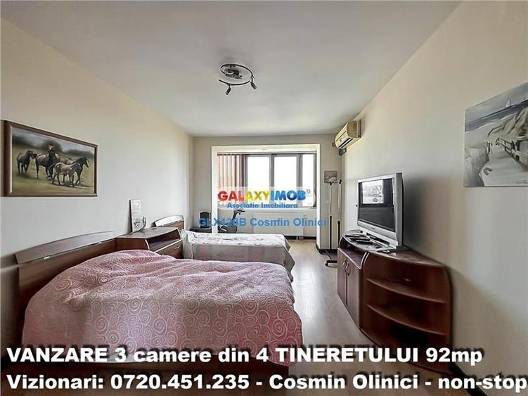 Apartament cu 3 camere semidecomandat, mobilat în Tineretului