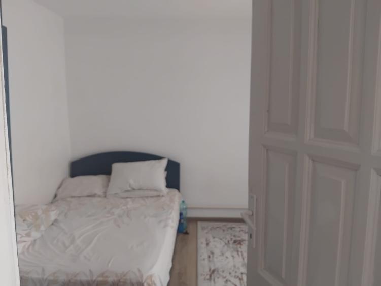 Casă cu 4 camere cu Teren 400 Mp în Km 5