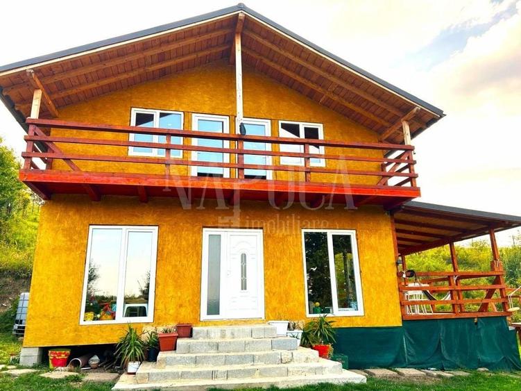 Casă individuală cu 3 camere cu Canalizare în Borhanci