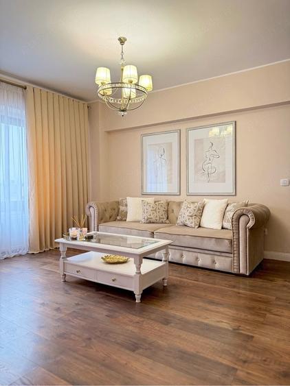 Apartament cu 2 camere decomandat în Faleza Nord