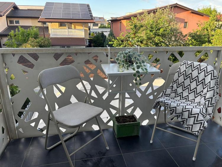 Apartament cu 2 camere semidecomandat în Aradului