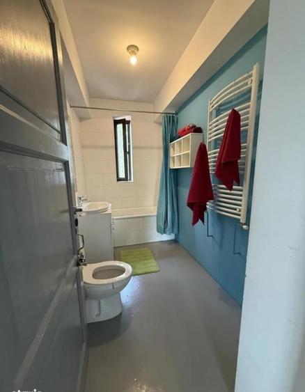 Casă cu 6 camere cu Teren 850 Mp în Snagov