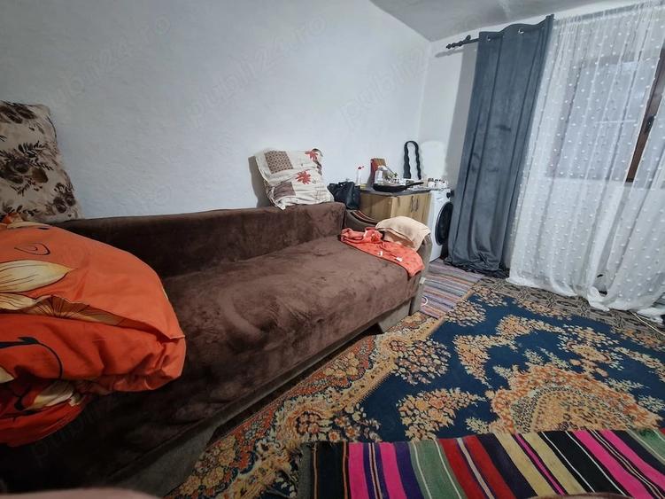 Casă cu Teren 1300 Mp în Central