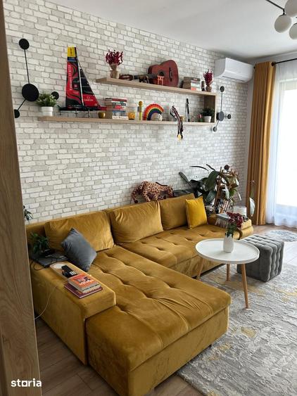 Casă cu 4 camere cu Teren 200 Mp în Central