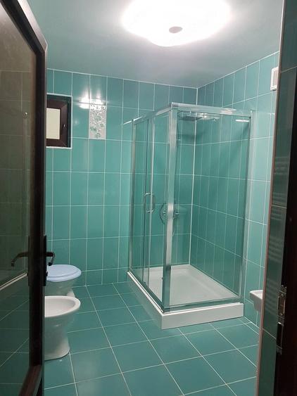 Casă cu 5 camere cu Teren 480 Mp în Exterior Vest