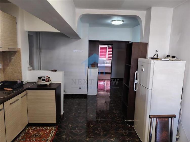 Apartament cu 3 camere decomandat în Mărăști