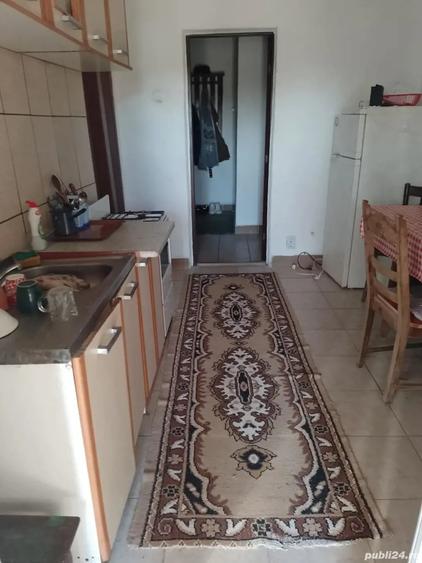 Apartament cu 3 camere în Gogoșu