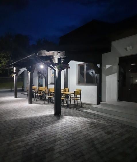 Spațiu comercial, de 300 mp, în Vadu Moldovei