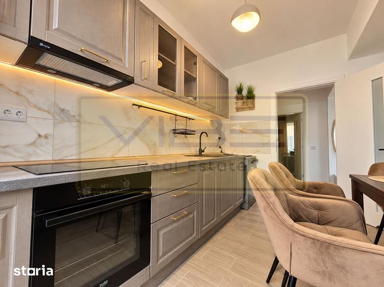 Apartament cu 3 camere semidecomandat, mobilat în Alexandru cel Bun