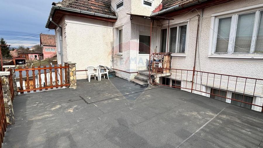 Casa duplex, 3 camere, curte, terasa, in zona linistita - 2