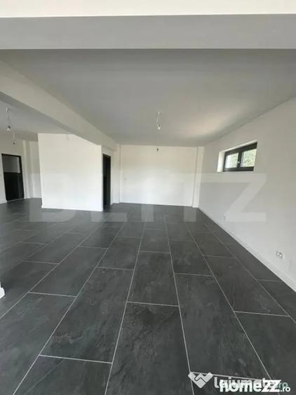Spațiu comercial, de 350 mp, în Rădăuți