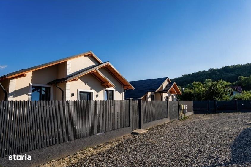 Casă cu 3 camere cu Teren 380 Mp în Hemeiuș