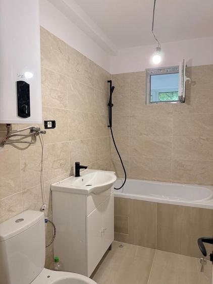 Apartament semidecomandat în Tei
