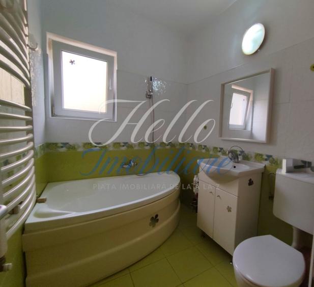 Apartament cu 3 camere semidecomandat, mobilat în Florești