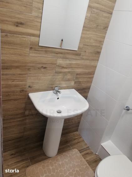 Apartament cu 3 camere, mobilat în Lazaret