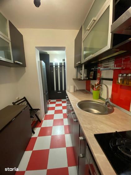 Apartament cu 2 camere semidecomandat în Cornișa