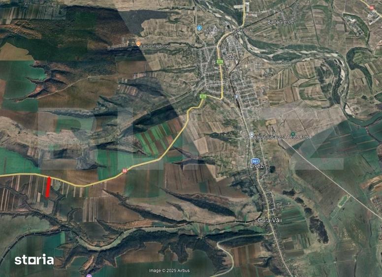 Teren de 14000 mp, în Central