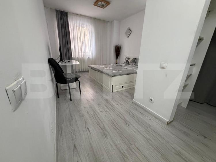 Apartament cu 2 camere decomandat, mobilat în Pietroasa