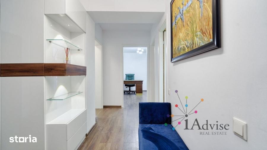 Apartament cu 4 camere decomandat în Central