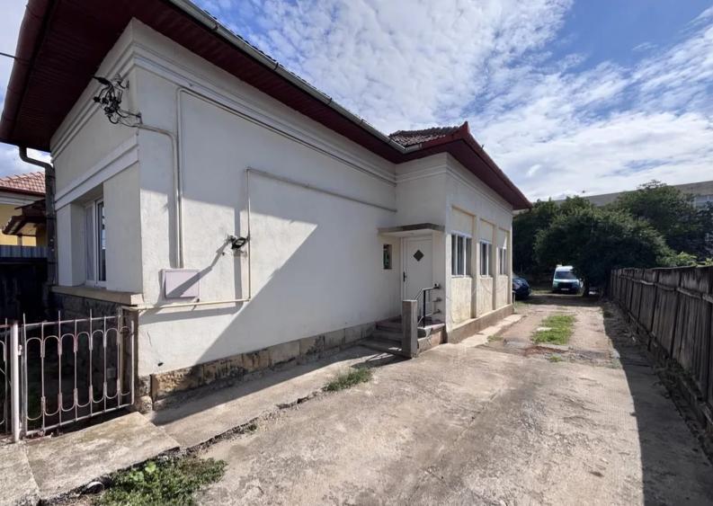 Casă individuală cu 2 camere cu Canalizare în Gheorgheni