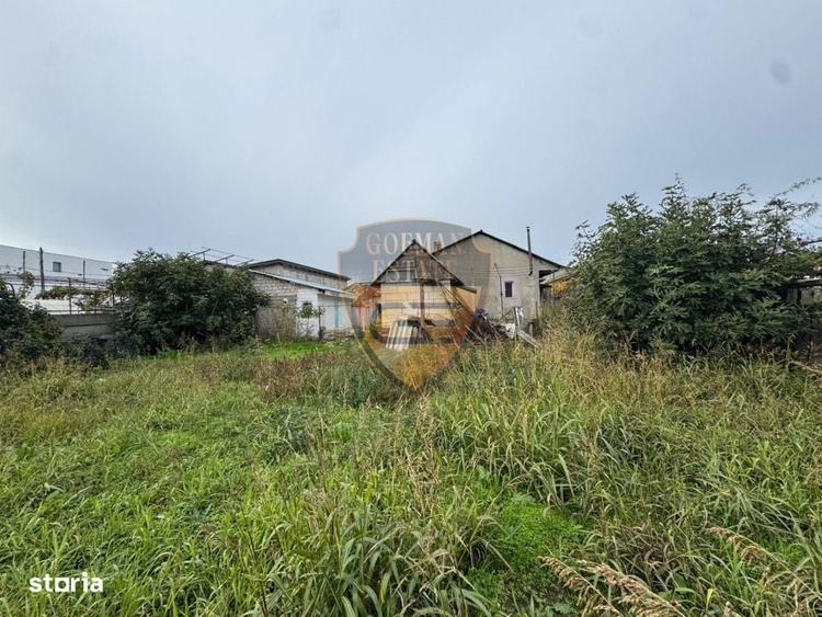 Casă cu 4 camere în Palazu Mare